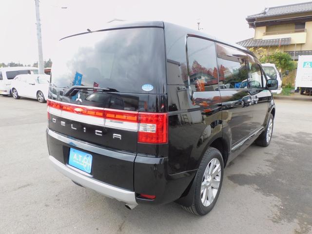 デリカＤ：５ Ｇ　プレミアム　ロックフォードサラウンド　両側パワースライドドア　リアパワーゲート　純正アルミホイール　クルーズコントロール　パドルシフト　シートヒーター　前席パワーシート　クルコン　パドルシフト　ＥＴＣ　スマート（67枚目）