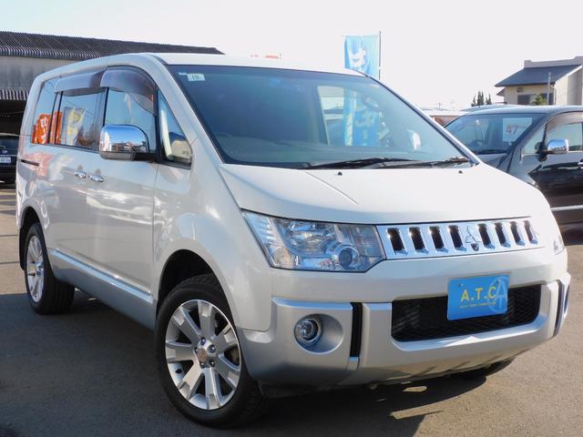 デリカＤ：５ Ｄ　プレミアム　パワーバックドア　両側パワースライドドア　ロックフォードサラウンド　クルーズコントロール　パドルシフト　シートヒーター　Ｂｌｕｅｔｏｏｔｈ　ＤＶＤ再生　バックカメラ　インテリジェントキー　ＥＴＣ（2枚目）