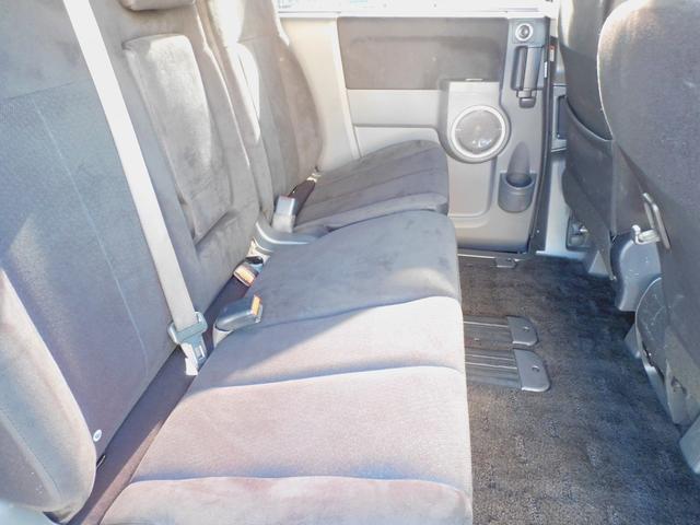 デリカＤ：５ Ｄ　プレミアム　パワーバックドア　両側パワースライドドア　ロックフォードサラウンド　クルーズコントロール　パドルシフト　シートヒーター　Ｂｌｕｅｔｏｏｔｈ　ＤＶＤ再生　バックカメラ　インテリジェントキー　ＥＴＣ（8枚目）