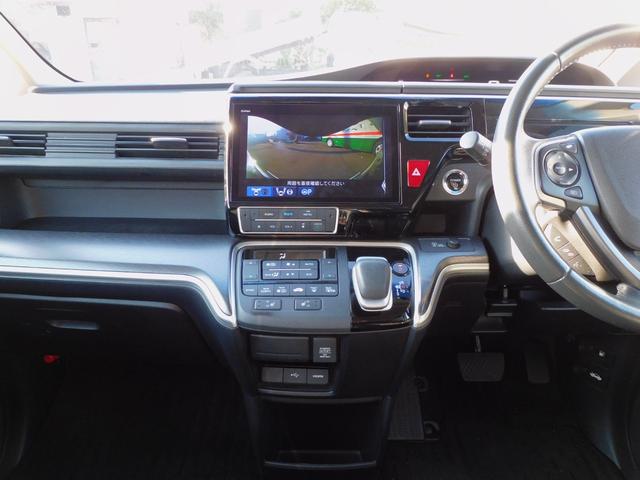 ステップワゴンスパーダ ｅ：ＨＥＶスパーダ　Ｇ・ＥＸ　ホンダセンシング　マルチビュー１０インチモニター　両側パワスラ　クルコン　ＥＴＣ　ＵＳＢ　衝突軽減　シートヒーター　ＤＶＤ再生　フルセグ地デジ　バックカメラ　インテリキー　ＥＴＣ　Ｂｌｕｅｔｏｏｔｈ　ハーフレザー（19枚目）