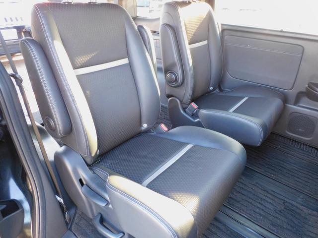 ステップワゴンスパーダ ｅ：ＨＥＶスパーダ　Ｇ・ＥＸ　ホンダセンシング　マルチビュー１０インチモニター　両側パワスラ　クルコン　ＥＴＣ　ＵＳＢ　衝突軽減　シートヒーター　ＤＶＤ再生　フルセグ地デジ　バックカメラ　インテリキー　ＥＴＣ　Ｂｌｕｅｔｏｏｔｈ　ハーフレザー（40枚目）