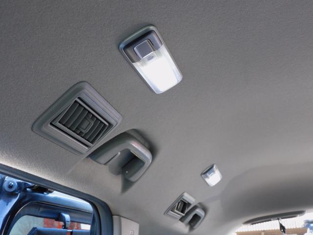 ステップワゴンスパーダ ｅ：ＨＥＶスパーダ　Ｇ・ＥＸ　ホンダセンシング　マルチビュー１０インチモニター　両側パワスラ　クルコン　ＥＴＣ　ＵＳＢ　衝突軽減　シートヒーター　ＤＶＤ再生　フルセグ地デジ　バックカメラ　インテリキー　ＥＴＣ　Ｂｌｕｅｔｏｏｔｈ　ハーフレザー（45枚目）