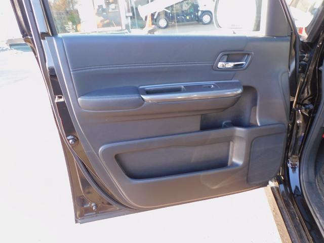 ステップワゴンスパーダ ｅ：ＨＥＶスパーダ　Ｇ・ＥＸ　ホンダセンシング　マルチビュー１０インチモニター　両側パワスラ　クルコン　ＥＴＣ　ＵＳＢ　衝突軽減　シートヒーター　ＤＶＤ再生　フルセグ地デジ　バックカメラ　インテリキー　ＥＴＣ　Ｂｌｕｅｔｏｏｔｈ　ハーフレザー（47枚目）