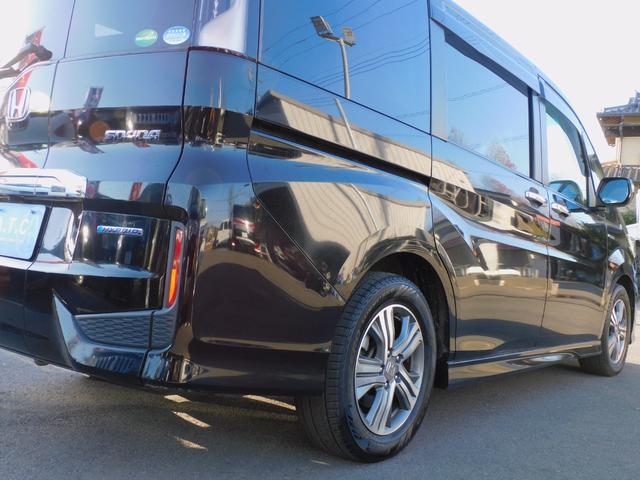 ステップワゴンスパーダ ｅ：ＨＥＶスパーダ　Ｇ・ＥＸ　ホンダセンシング　マルチビュー１０インチモニター　両側パワスラ　クルコン　ＥＴＣ　ＵＳＢ　衝突軽減　シートヒーター　ＤＶＤ再生　フルセグ地デジ　バックカメラ　インテリキー　ＥＴＣ　Ｂｌｕｅｔｏｏｔｈ　ハーフレザー（70枚目）