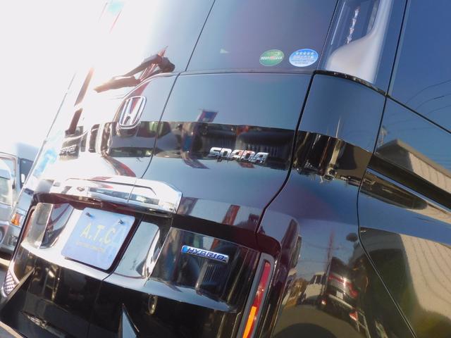 ステップワゴンスパーダ ｅ：ＨＥＶスパーダ　Ｇ・ＥＸ　ホンダセンシング　マルチビュー１０インチモニター　両側パワスラ　クルコン　ＥＴＣ　ＵＳＢ　衝突軽減　シートヒーター　ＤＶＤ再生　フルセグ地デジ　バックカメラ　インテリキー　ＥＴＣ　Ｂｌｕｅｔｏｏｔｈ　ハーフレザー（72枚目）