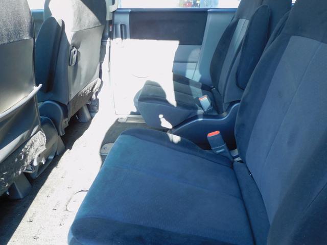 デリカＤ：５ Ｇ　パワーパッケージ　両側パワスラ　ルーフマーカー　社外アルミ　ＥＴＣ　クルコン　オーバーフェンダー　テールランプガード　マッドガード　ナビテレビ　フォグランプ　パドルシフト　インテリジェントキー　サイドバイザー（14枚目）