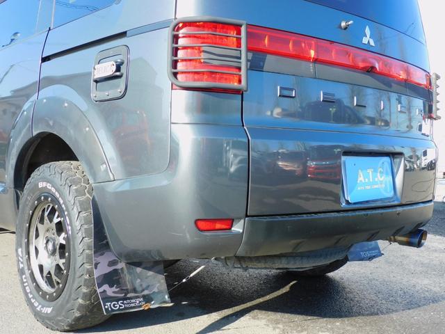 デリカＤ：５ Ｇ　パワーパッケージ　両側パワスラ　ルーフマーカー　社外アルミ　ＥＴＣ　クルコン　オーバーフェンダー　テールランプガード　マッドガード　ナビテレビ　フォグランプ　パドルシフト　インテリジェントキー　サイドバイザー（50枚目）