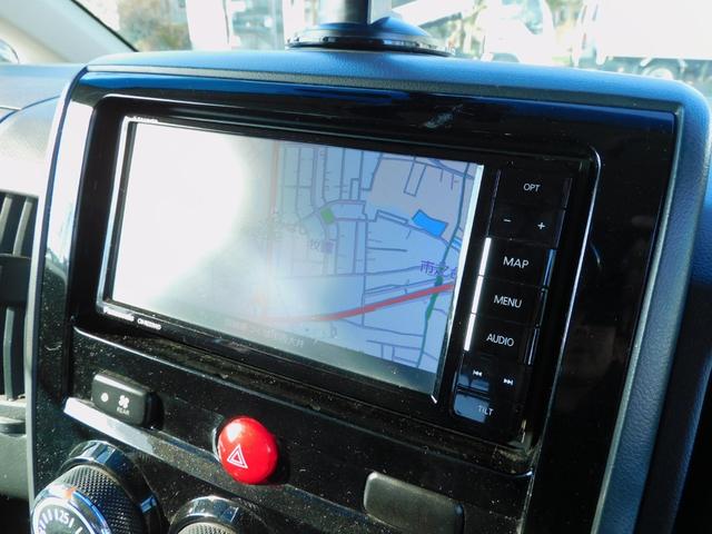 �I�[�X�N���A�Ƃ́@��C����@�̂悤�ɁA�`����z�R���̏����͂ł��܂��񂪁A�`����z�R���Ȃǂ�肸���Ə������ۂ�E�C���X���I�]���̗͂ŕ������A���ۂ��邢�͕s�����i�����ł��Ȃ���Ԃɂ��邱�Ɓj���܂��B