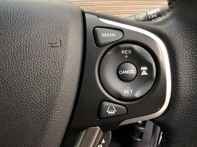 フリードハイブリッド ハイブリッド・クロスターホンダセンシング　ホンダ認定中古車　純正ドラレコ前後　両側Ｐスライドドア　ＵＳＢ　オートクルーズコントロール　記録簿　ワンオ－ナ－　ＤＶＤ再生可能　ＬＥＤライト　ＡＢＳ　盗難防止　シ－トヒ－タ－　スマ－トキ－　ＶＳＡ（12枚目）