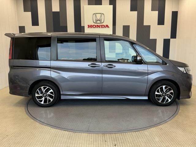 ステップワゴンスパーダ スパーダホンダセンシング ホンダ認定中古車 純正ドラレコ前後 盗難防止 助手席エアバッグ ワンオーナ- Wパワスラ 記録簿有 リアオートエアコン 地デジ LEDライト 横滑り防止システム オートエアコン リアカメラ ナビ&TV(27枚目)