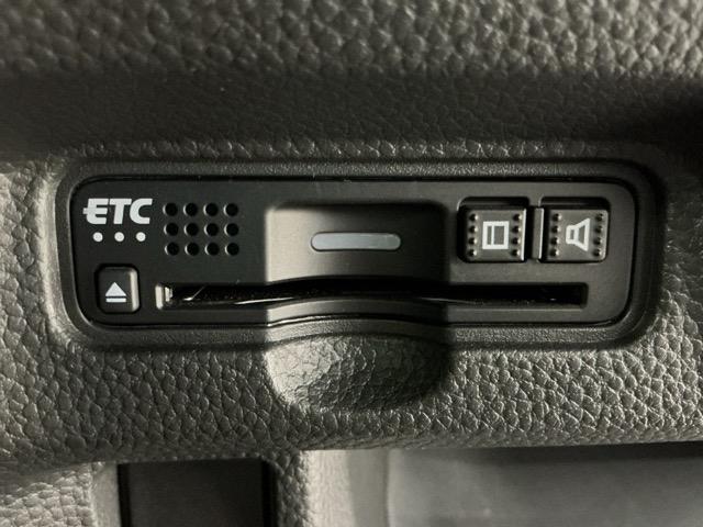 Ｎ－ＢＯＸカスタム Ｇ・Ｌホンダセンシング　ホンダ認定中古車　純正ナビ　ＬＥＤライト　整備記録簿　助手席エアバッグ　キーレス　シートＨ　アイドリングＳＴ　セキュリティーアラーム　スマ－トキ－　リアカメラ　ＥＴＣ　前車追従機能　サイドエアバッグ（8枚目）