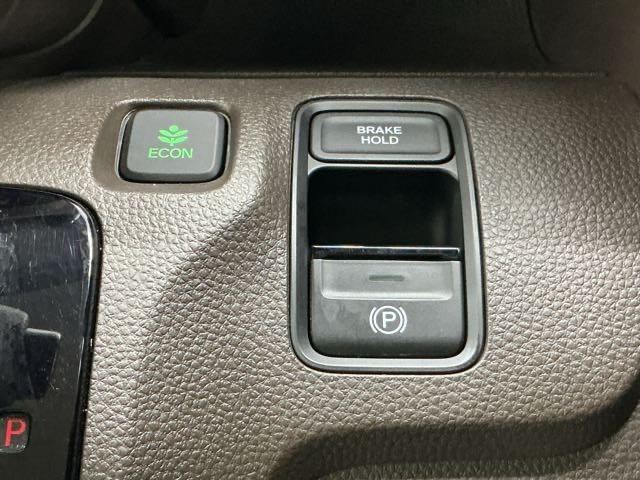 N-WGN Lホンダセンシング ホンダ認定中古車 純正ドラレコ前後 ETC装備 Bモニタ 誤発進抑制 LEDランプ シートヒータ オートライト DVD フルセグ 横滑り防止機能 USBポート パーキングセンサー セキュリティアラーム(7枚目)