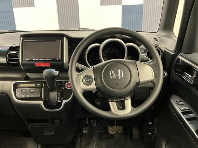 N-BOXカスタム G・Lパッケージ ホンダ認定中古車 バックカメラ HID アイドリングストップ車 1オーナー ナビ・TV スマキ- 両側スライドドア パワーウィンドウ 盗難防止システム オートエアコン パワステ キーレスエントリー(15枚目)