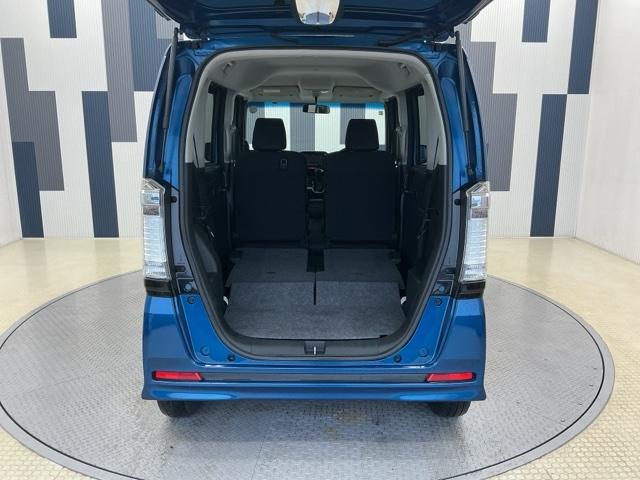 N-BOXカスタム G・Lパッケージ ホンダ認定中古車 バックカメラ HID アイドリングストップ車 1オーナー ナビ・TV スマキ- 両側スライドドア パワーウィンドウ 盗難防止システム オートエアコン パワステ キーレスエントリー(19枚目)