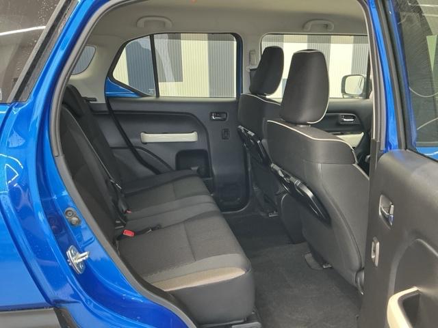 リアシートも広々としていて、座りやすいです。
