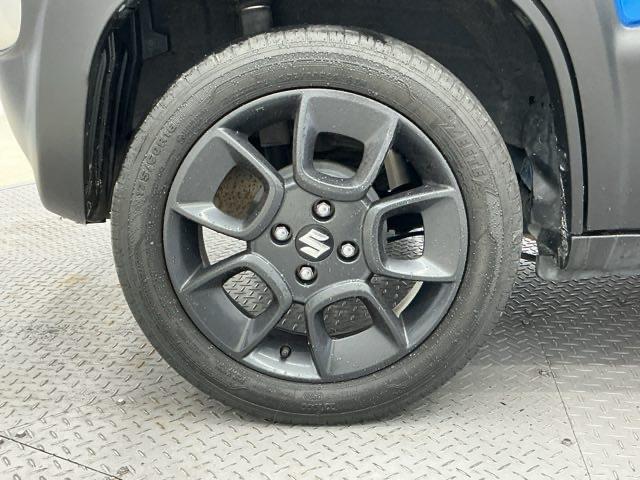 純正アルミホイールです!オシャレな足元を演出してくれます!