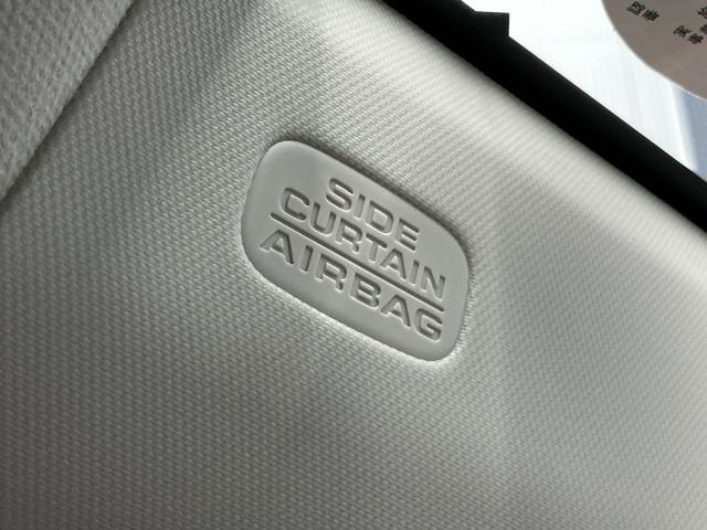 ヴェゼル ｅ：ＨＥＶＺ　ホンダ認定中古車　純正ドラレコ前後　衝突回避支援ブレーキ機能　１オナ　スマキ　Ｐトランク　フルオートエアコン　Ｄレコ　エアバッグ　両席エアバック　Ｒカメ　記録簿付　パワーウィンドウ　ＬＥＤランプ（14枚目）