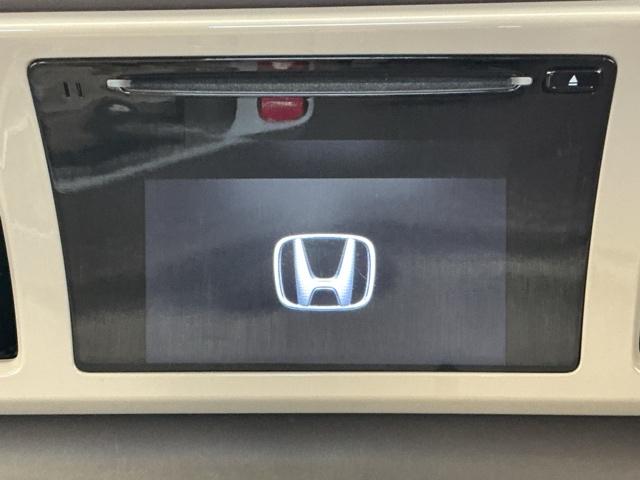 Ｎ－ＯＮＥ Ｇ・Ｌパッケージ　ホンダ認定中古車　バックカメラ　ＨＩＤ　１オーナー　ｉストップ　盗難防止　フルオートエアコン　パワーウィンドウ　助手席エアバック　ＵＳＢ　ＥＳＣ　運転席エアバッグ　パワーステアリング　ＡＢＳ　スマキ（6枚目）