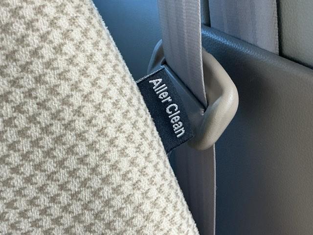 Ｎ－ＯＮＥ Ｇ・Ｌパッケージ　ホンダ認定中古車　バックカメラ　ＨＩＤ　１オーナー　ｉストップ　盗難防止　フルオートエアコン　パワーウィンドウ　助手席エアバック　ＵＳＢ　ＥＳＣ　運転席エアバッグ　パワーステアリング　ＡＢＳ　スマキ（12枚目）