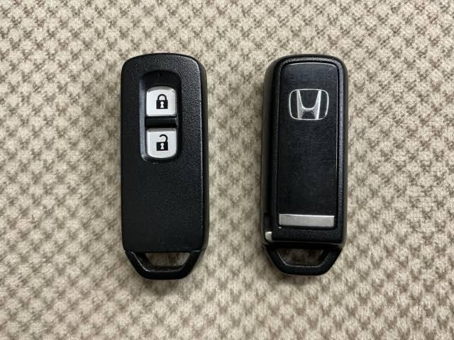 Ｎ－ＯＮＥ Ｇ・Ｌパッケージ　ホンダ認定中古車　バックカメラ　ＨＩＤ　１オーナー　ｉストップ　盗難防止　フルオートエアコン　パワーウィンドウ　助手席エアバック　ＵＳＢ　ＥＳＣ　運転席エアバッグ　パワーステアリング　ＡＢＳ　スマキ（16枚目）