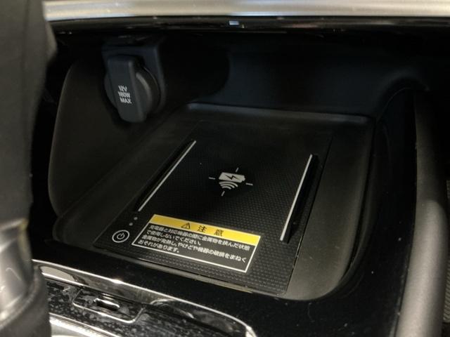 ヴェゼル ｅ：ＨＥＶＺ　ホンダ認定中古車　純正ナビ　ＬＥＤライト　衝突回避支援ブレーキ機能　１オナ　スマキ　フルオートエアコン　エアバッグ　両席エアバック　Ｒカメ　記録簿付　パワーウィンドウ　ＬＥＤランプ　ソナー　クルーズＣ（12枚目）