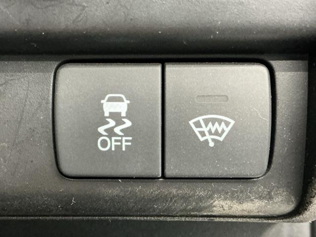 フリードスパイク Ｇエアロ　社外ドラレコ前　両側電動　バックカメラ　１オーナー車　インテリキー　Ｂカメ　クルコン　キーレス　ナビＴＶ　整備記録簿　助手席エアバッグ　イモビライザー　ＡＡＣ　運転席エアバッグ　ＤＶＤ　ワンセグテレビ（10枚目）