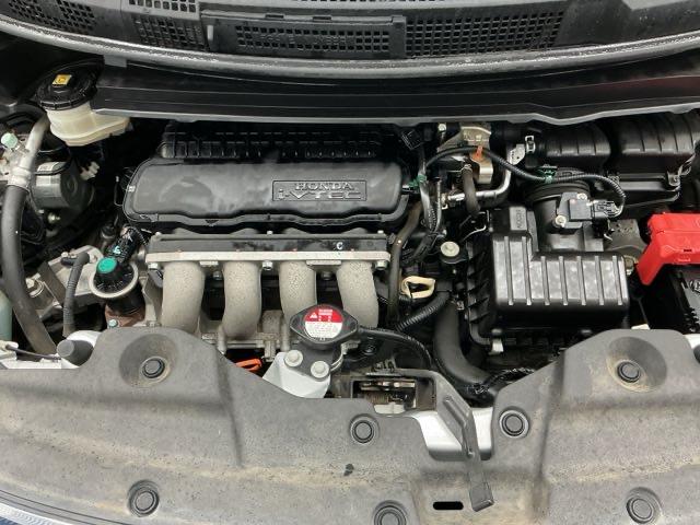 フリードスパイク Ｇエアロ　社外ドラレコ前　両側電動　バックカメラ　１オーナー車　インテリキー　Ｂカメ　クルコン　キーレス　ナビＴＶ　整備記録簿　助手席エアバッグ　イモビライザー　ＡＡＣ　運転席エアバッグ　ＤＶＤ　ワンセグテレビ（18枚目）