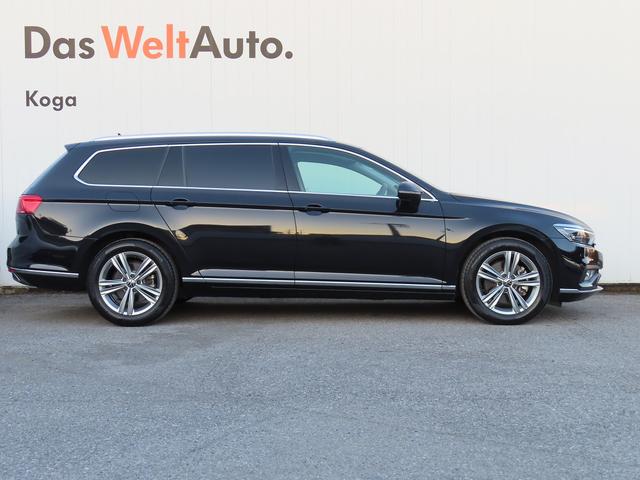 ＰＡＳＳＡＴ　ＶＡＲＩＡＮＴ　ＴＳＩ　ＥＬＥＧＡＮＣＥ　■ナビ■ＩＱ．ＬＩＧＨＴ■ＬＥＤテールライト■シートヒーター■パワーシート■パワーテールゲート■Ｒ１７インチアルミホイール