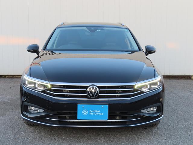 ＰＡＳＳＡＴ　ＶＡＲＩＡＮＴ　ＴＳＩ　ＥＬＥＧＡＮＣＥ　■ナビ■ＩＱ．ＬＩＧＨＴ■ＬＥＤテールライト■シートヒーター■パワーシート■パワーテールゲート■Ｒ１７インチアルミホイール