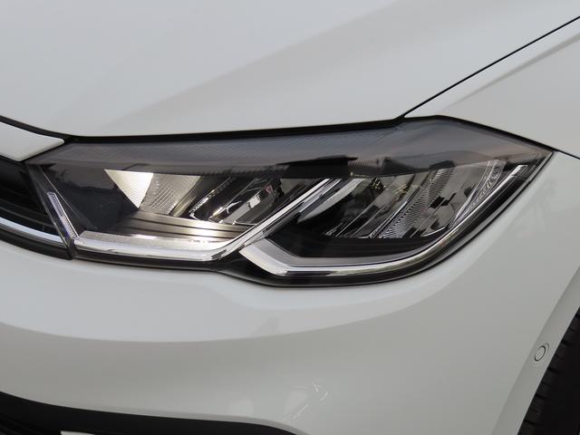 ポロ ＴＳＩアクティブ　ＤｅｍｏＣＡＲ　ＮＡＶＩ　アルミホイール　アダプティブクルーズコントロール　ＥＴＣ２．０　スマートキー　盗難防止システム　横滑り防止装置　記録簿　ワンオーナー　エアバッグ　エアコン　パワーステアリング（6枚目）