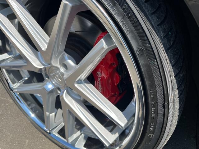 ダッジ・チャージャー ＳＲＴ８　新車並行／実走行／新品ホイール／ＲＯＨＡＮＡ２２インチ／車高調／ブレンボ／ボディーコーティング／プロテクションフィルムライト／ＨＩＤ／ＬＥＤ／ドラレコ／ブラインドモニター／バックカメラ／ＥＴＣ（28枚目）
