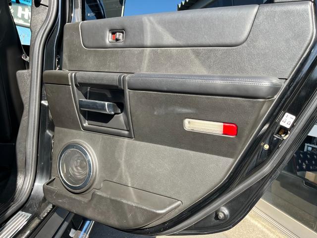 ハマーH2 ラグジュアリーパッケージ 新車並行/後期黒レザー/4本出しマフラー/ジオバンナ22インチ/LEDテール/バネサス/アルパインフリップダウンモニター/ドラレコ&レーダー/LEDヘッドライト&ナビ/LEDルーフマーカー(40枚目)