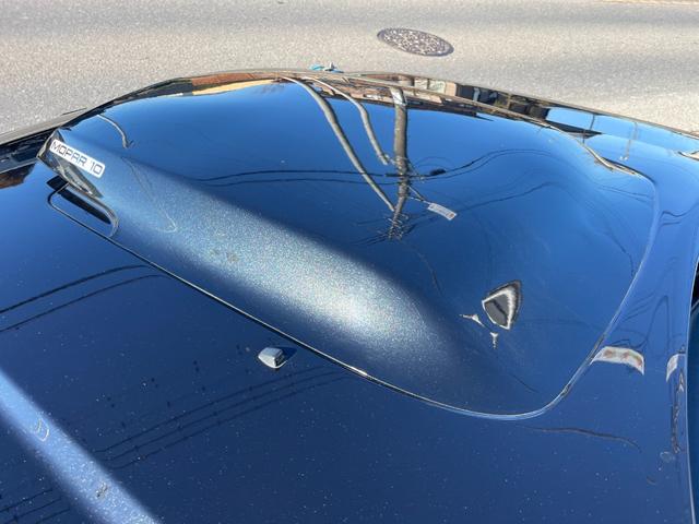 ダッジ・チャレンジャー Ｒ／Ｔ　ＭＯＰＡＲ１０／新車並行車両／全世界５００台／限定モデル／Ｗｉｌｗｏｏｄブレーキ／ＦＥＲＲＡＤＡ２０インチ／オーリンズ車高調／ヘダース／マフラー／専用フードベンディングシステム／専用シート／後期テール（37枚目）