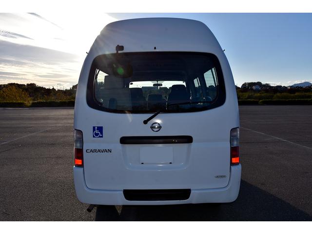 キャラバンバス 車いす移動車 8人乗り 福祉車両 車いす3台積み 乗員5人 車いす固定装置3基 8ナンバー サイドステップ 電動リフト(27枚目)