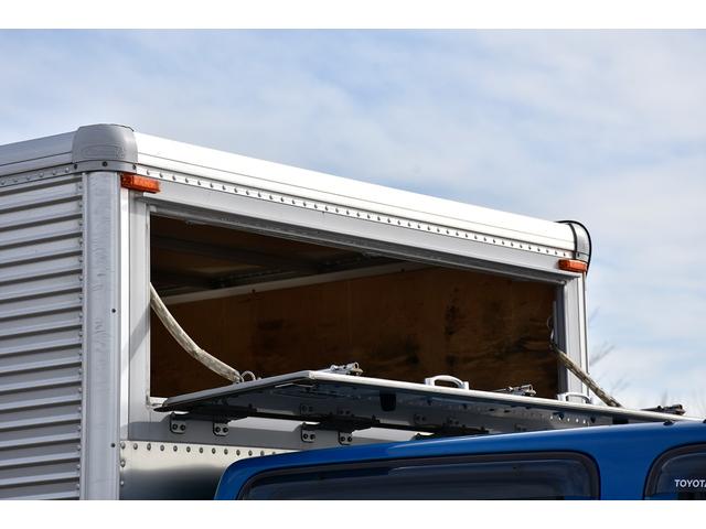 トヨエース 　Ｗキャブ　アルミバン　標準ロング　６００ｋｇパワーゲート　積載量１６５０ｋｇ　６人乗り　ＰＧ　垂直ゲート　北村製作所製（43枚目）