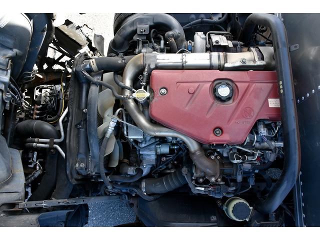 トヨエース 　標準ショート　１０尺　４ＷＤ　アルミバン　昇降能力６００ｋｇ　パワーゲート　ＰＧ　積載量１１００ｋｇ　車両総重量４９６５ｋｇ　両側サイドドア　５速ＭＴ　バックカメラ　荷室長３１５幅１７８高さ１８８（38枚目）