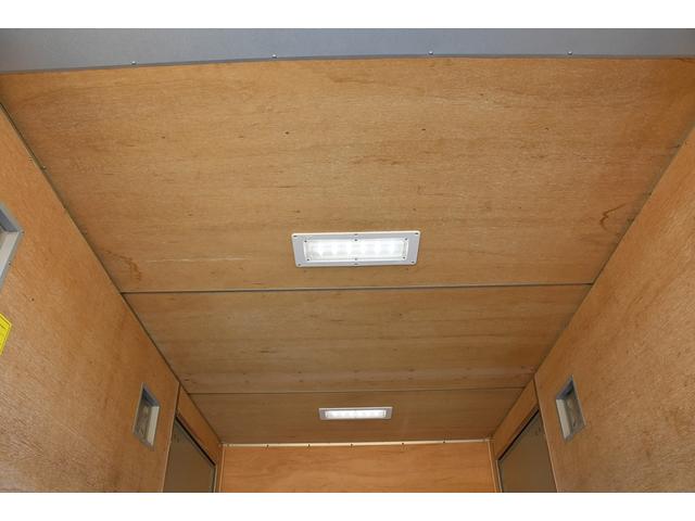 トヨエース 　標準ショート　１０尺　４ＷＤ　アルミバン　昇降能力６００ｋｇ　パワーゲート　ＰＧ　積載量１１００ｋｇ　車両総重量４９６５ｋｇ　両側サイドドア　５速ＭＴ　バックカメラ　荷室長３１５幅１７８高さ１８８（48枚目）