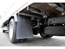 　ディーゼル　標準　ロング　平ボデー　トラック　シングルキャブ　２ＷＤ　オートマ　ＡＴ　フルジャストロー　鉄板敷　車両総重量４７０５ｋｇ　床面地上高８４．５ｃｍ（26枚目）