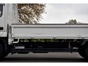 　ディーゼル　標準　ロング　平ボデー　トラック　シングルキャブ　２ＷＤ　オートマ　ＡＴ　フルジャストロー　鉄板敷　車両総重量４７０５ｋｇ　床面地上高８４．５ｃｍ（28枚目）