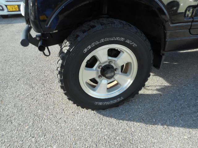 ジムニー ワイルドウインド　Ｋ６Ａタイミングチエーンエンジン　ターボオートマリフトアップ　社外足回り　ラテラルロッド　タンクカバー　前後社外バンパータニグチ　車検９年１０月　錆無　事故歴無（27枚目）