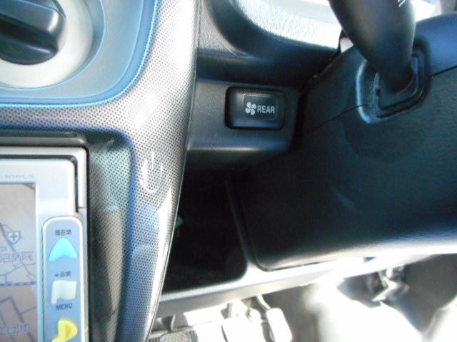 バモス L・スタイリッシュパッケージ 5速ミッション4WD ブラックインテリア リアヒーター車検9年11月両側スライド ABS付純正ナビ モデューロフロントバンパー オーバーヘッド収納(15枚目)
