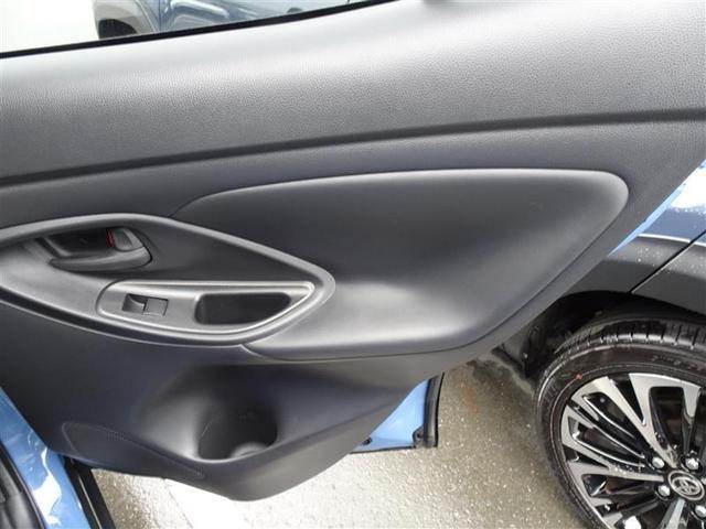 ヤリスクロス ハイブリッドZ ドライブレコーダ インテリジェントキー アルミホイル LEDライト 1オ-ナ- リアカメラ クルーズコントロール 整備記録簿 横滑り防止システム TV 電動シ-ト パワステ オートエアコン キーフリー(35枚目)