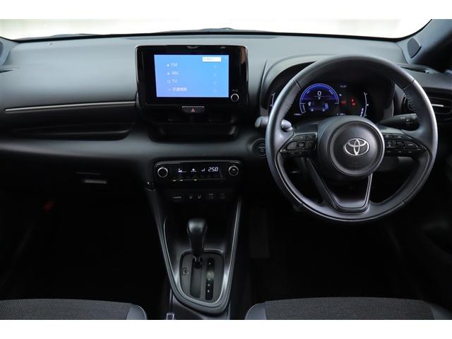 ヤリス ハイブリッドZ TSS キーレス フルセグテレビ オートエアコン バックモニター LEDライト クルコン スマートキー TV ETC ワンオーナー ドライブレコーダー ESC ミュージックプレイヤー接続可 記録簿(4枚目)