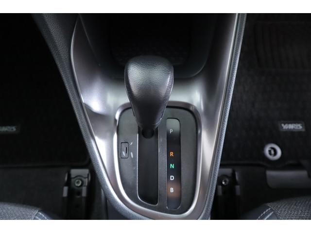 ヤリス ハイブリッドZ TSS キーレス フルセグテレビ オートエアコン バックモニター LEDライト クルコン スマートキー TV ETC ワンオーナー ドライブレコーダー ESC ミュージックプレイヤー接続可 記録簿(8枚目)