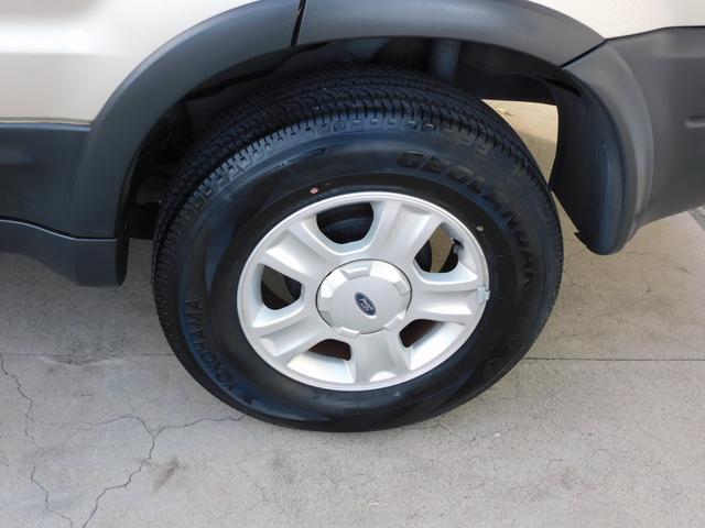 ���X�ł̓R���s���[�^�[�X�L�����i�d�b�t�̏�f�f�j�⃊�t�g�A�b�v�_���̑��ɁA�ݐϑ��s�����U�O�����ȏ�ɋy�ԃe�X�g�h���C�u�����{���Ă���܂��B�i���ۂɑ��s���鎖�ɂ��s��ӏ��̔������ړI�ł��B�j