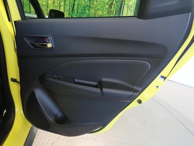 ベースグレード 6MT 禁煙車 ターボ クルーズコントロール LEDヘッド オートライト シートヒーター リアフォグ ファブリックスポーツシート 純正17AW オートエアコン ステンレスペダル 革巻ステアリング(33枚目)