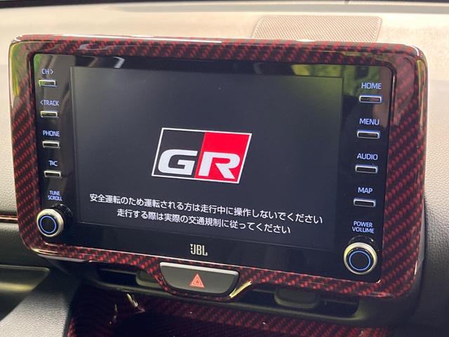 ＲＺ　ハイパフォーマンス　ファースト　エディション　セーフティセンス（衝突回避支援パッケージ）　マーブル柄カーボンルーフ　シート＆ステアリングヒーター　ハーフレザーシート　純正１８インチアルミ　８型ディスプレイオーディオ　ＥＴＣ２．０　１オーナー　禁煙(3枚目)