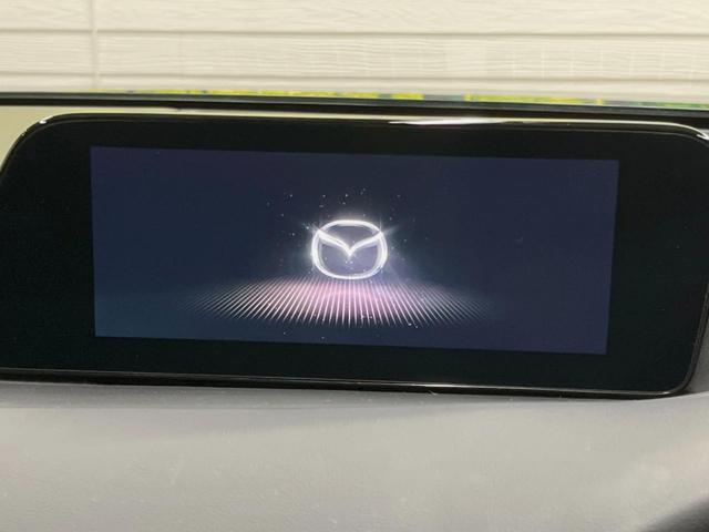 ＭＡＺＤＡ３セダン １５Ｓ　ツーリング　ＢＳＭ　衝突軽減ブレーキ　レーダークルーズ　マツダコネクト　バックカメラ　ＤＶＤ／ＣＤ／地デジ　純正１８インチアルミ　ＬＥＤヘッド　デュアルオートエアコン　ブラッククロスシート　ＥＴＣ（3枚目）