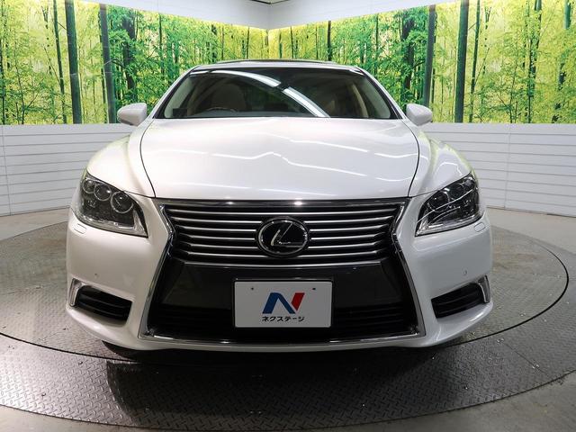 ＬＳ ＬＳ４６０　バージョンＣ　Ｉパッケージ　後期　ムーンルーフ　ＬＥＤヘッドランプ　アダプティブハイビームシステム　パワートランクリッド　ＢＳＭ　アイボリー革　１２．３型メーカーナビ　バックカメラ　ウッドコンビステアリ（14枚目）