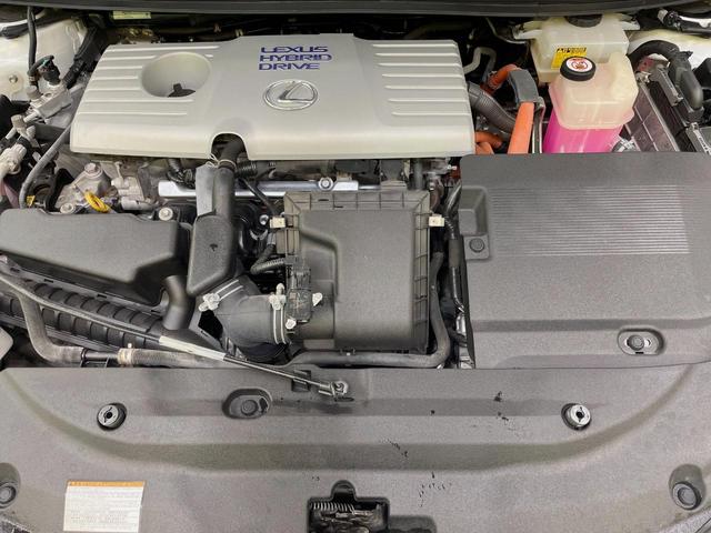 ＣＴ ＣＴ２００ｈ　Ｆスポーツ　後期　１０．３型メーカーナビ　バックカメラ　セーフティシステムプラス　禁煙車　本革シート　シートヒーター　前席パワーシート　スマートキー　ＬＥＤヘッドランプ　ＥＴＣ２．０　レーダークルーズ（18枚目）